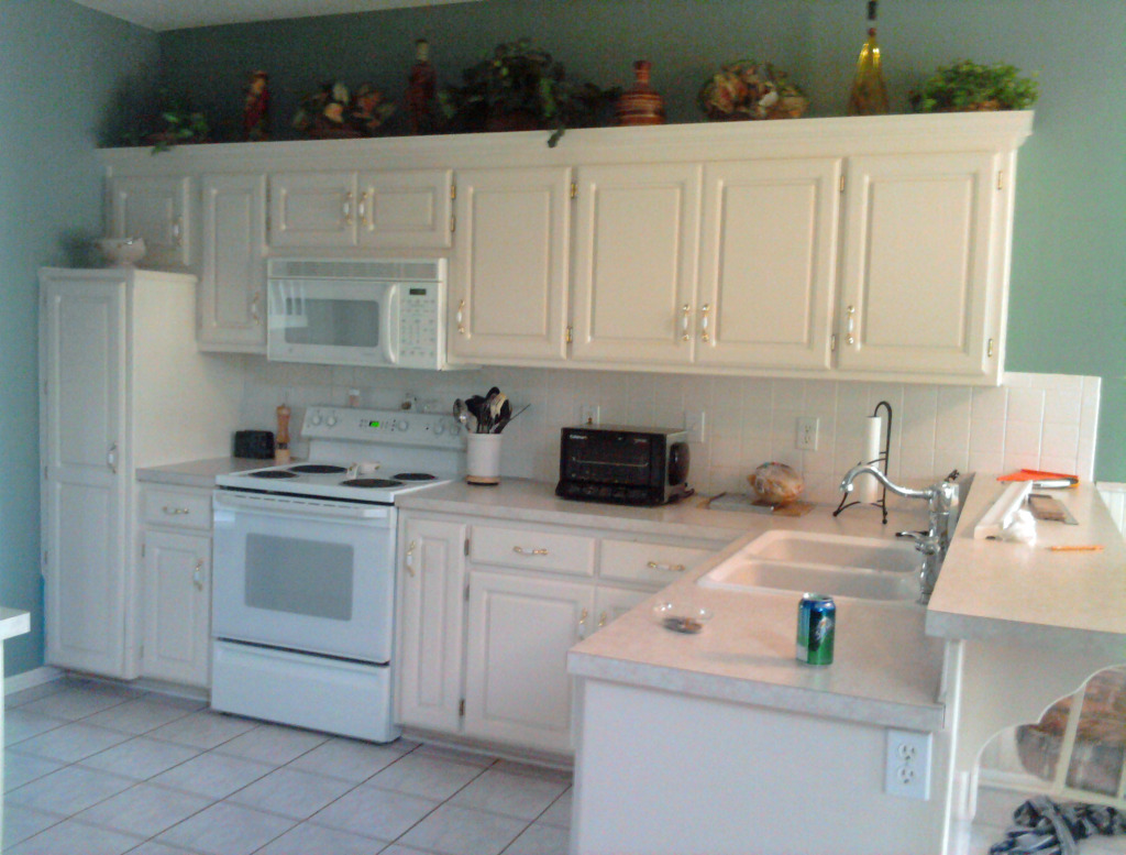 Kansas City – Before and After – Laminate to Granite